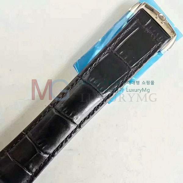 ް ð  ǰð ECS002151-4