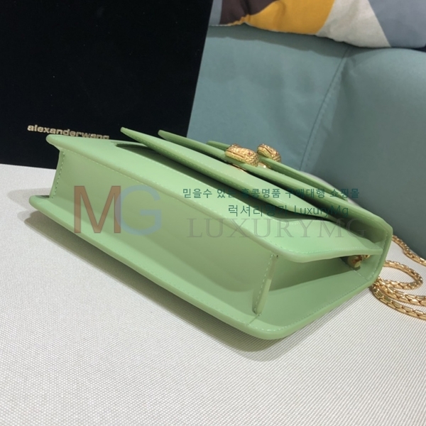 Ұ Ƽ  288741-A-3
