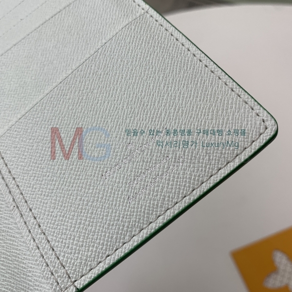 ̺ ¥   M80801-A-1