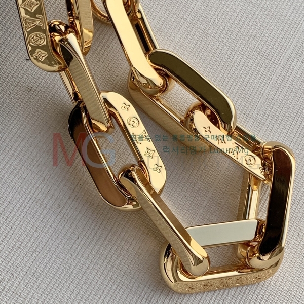̺  BB  M57796-A-4