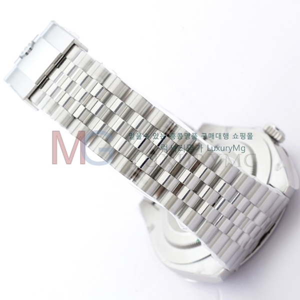 η  ð RM32300-4