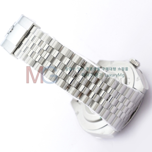 η  ð RM32300-5