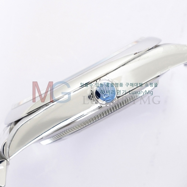 η  ð RM32300-1