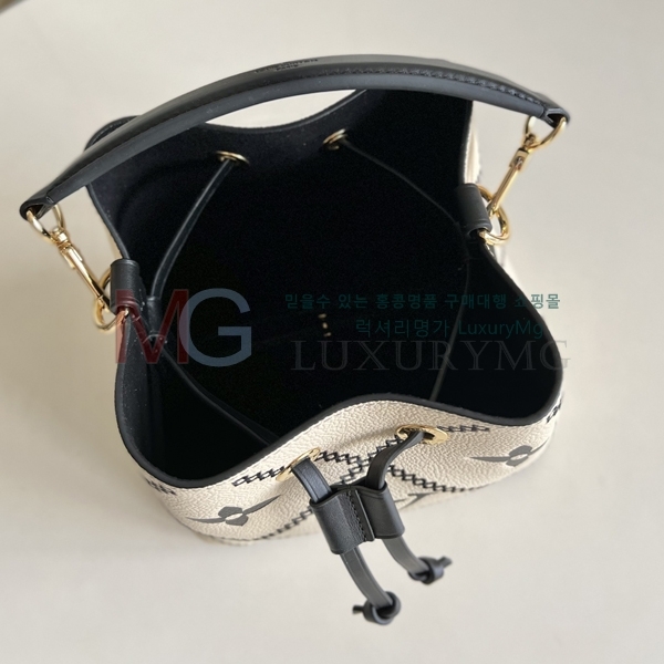 ̺ ׿뿡 BB Ϲ M46023