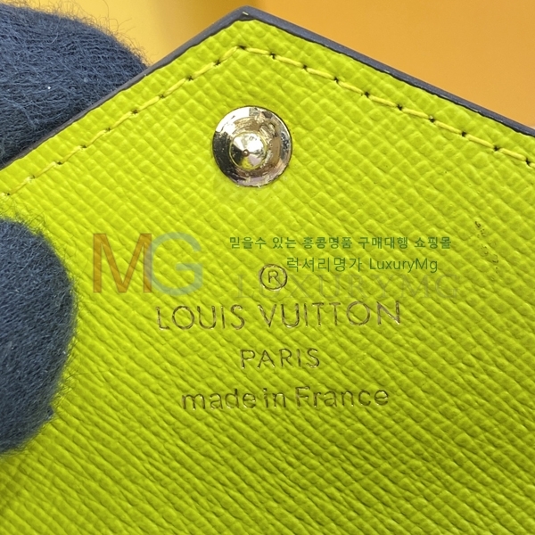 ̺    M67670