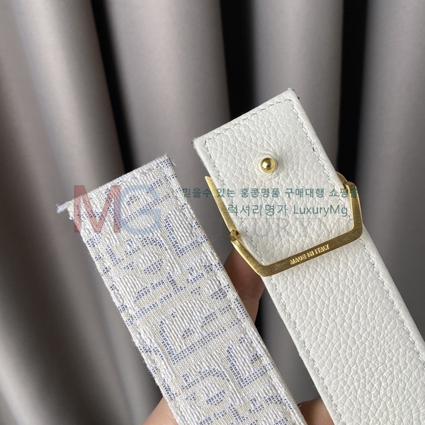   Ʈ DR688216-7 (3.5cm)