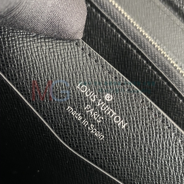 ̺  XL  M61698