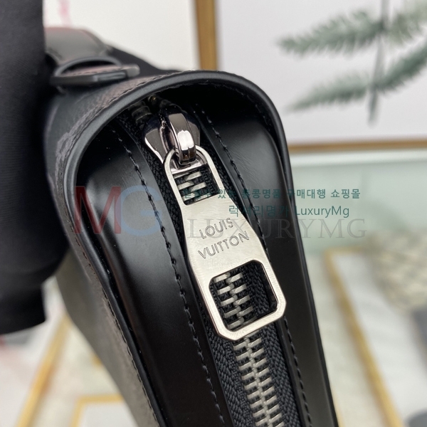 ̺  XL  M61698