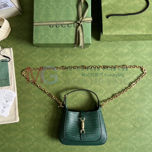    ̴ JACKIE1961  675799-A-3