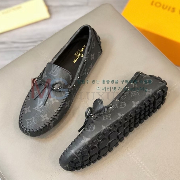 ̺   2M56133-3