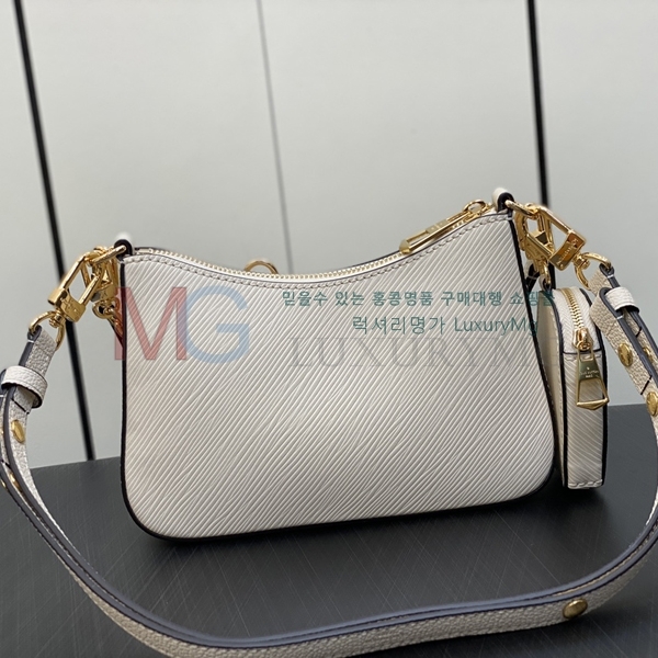 ̺   M22941