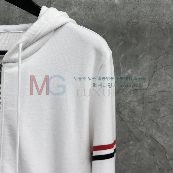  ĵ AG006327