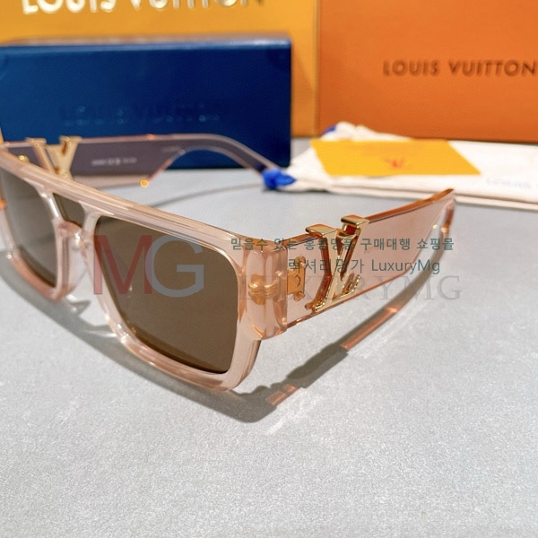 ̺ ۶ LV066843