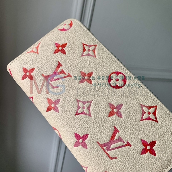 ̺    M83505-20
