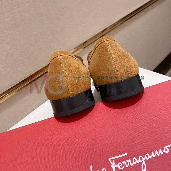 ䷹ 屸 FO6055814