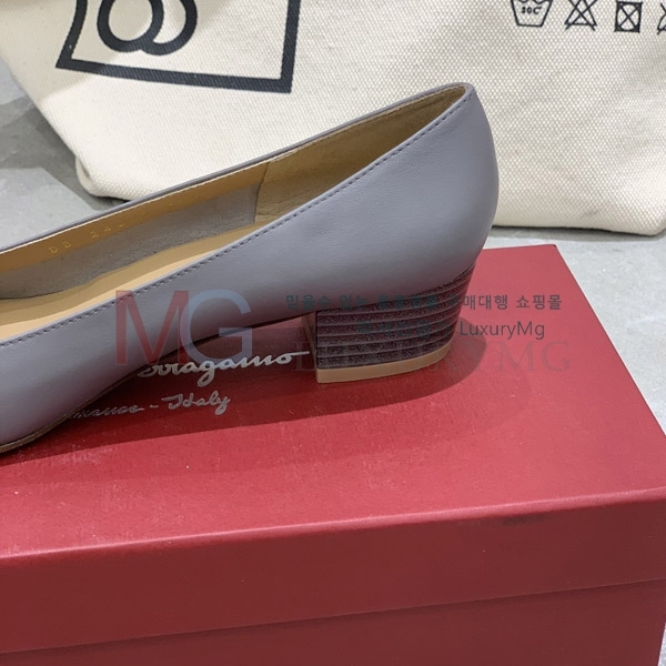 ䷹ ÷  F37E60068