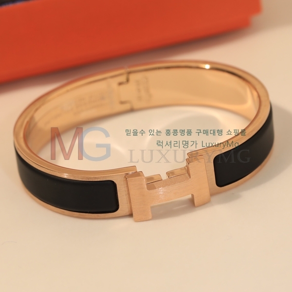 ޽  XB0678181-2