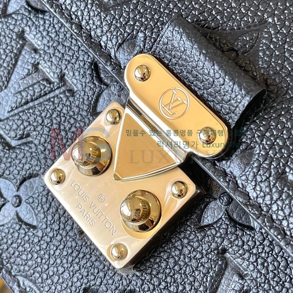 ̺   ü Ƽ WOC ũν 82836-102