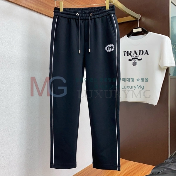    G00342377-2