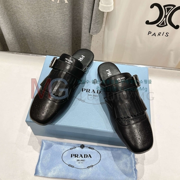     PA809904-2