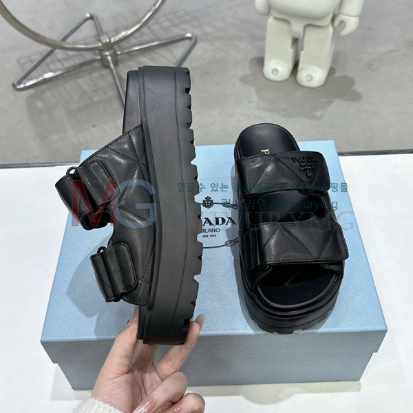     PA655504-1