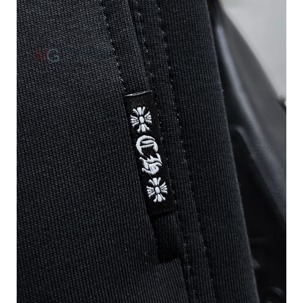 ũ  KK055945-1