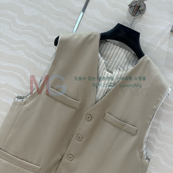   μҸ  MJ2532944-1