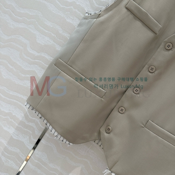  μҸ  MJ2532944-1