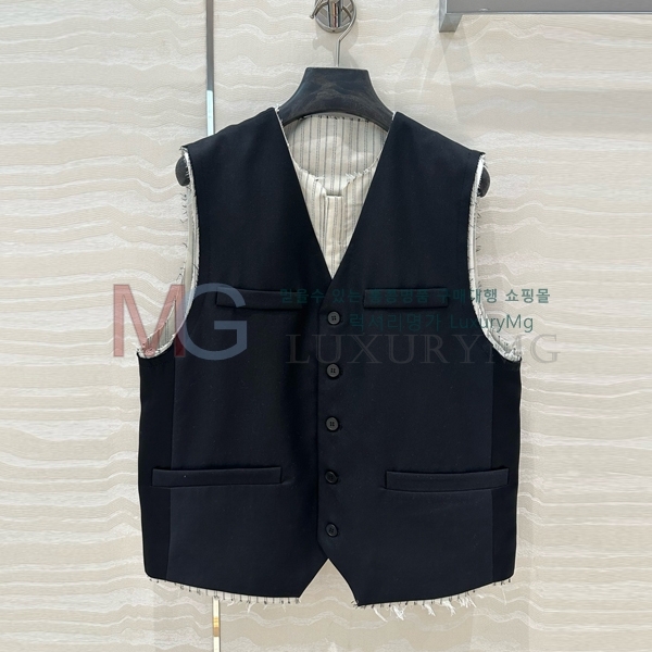  μҸ  MJ2532944-2