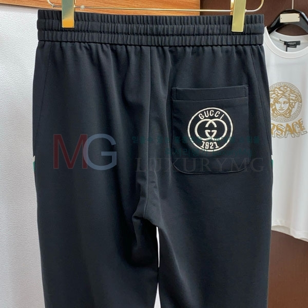    2GU8040123-1