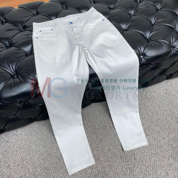    A6690880
