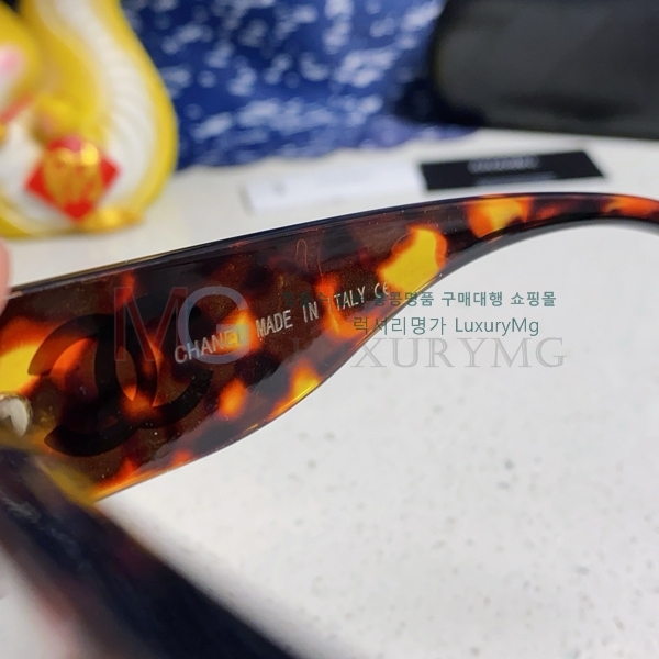  ۶ 2CC63384-2