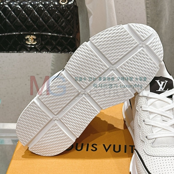  ̺ Classic Ŀ LV8006440-1