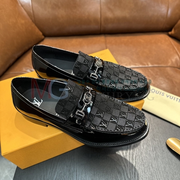 ̺  屸 LV264923-4