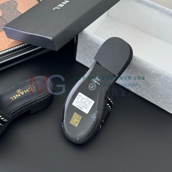 *   AA9400893