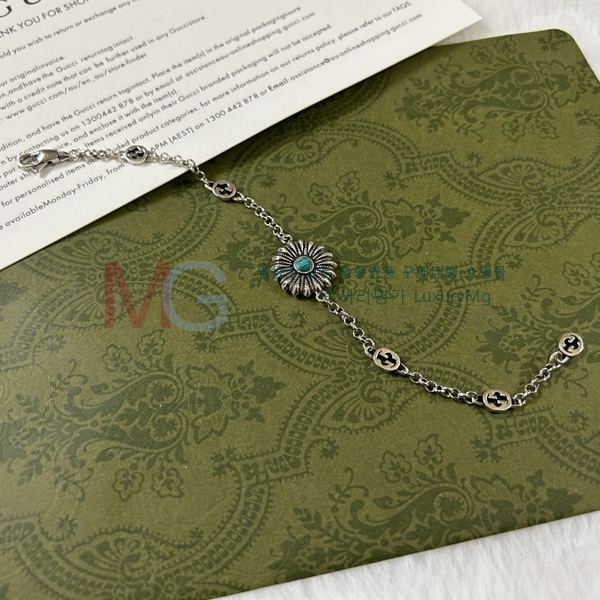   GG558680-1