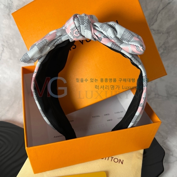 ̺  LV9082657