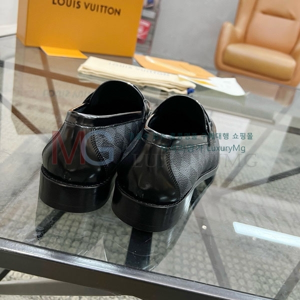 ̺   LV288039