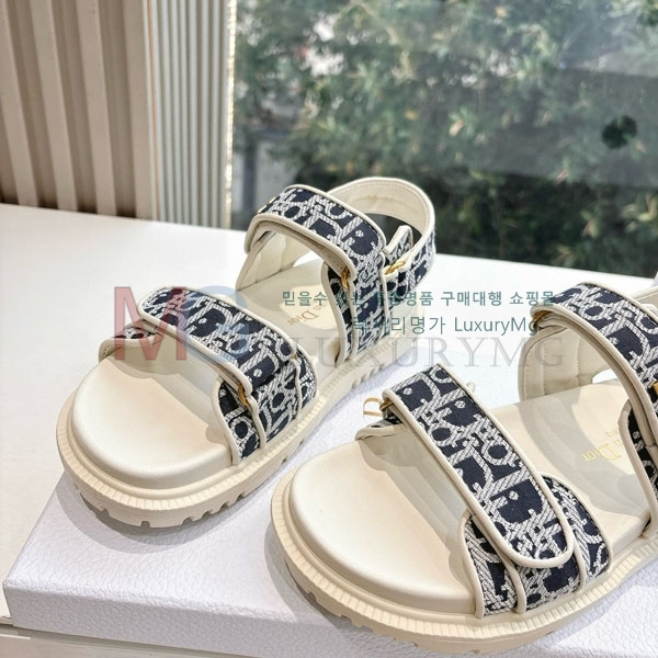   DI650033