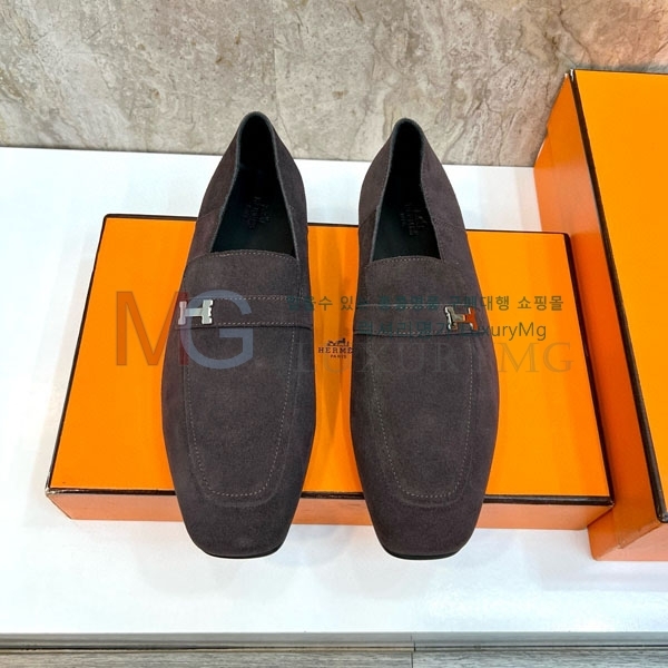޽  屸 HE501884