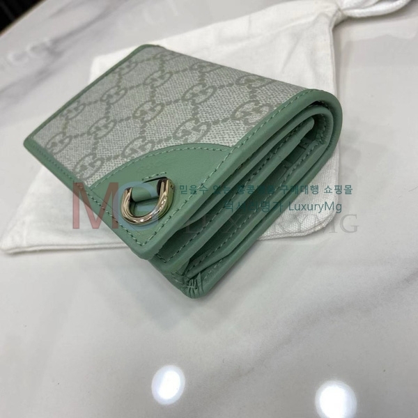 # GG  ̴  820692-106