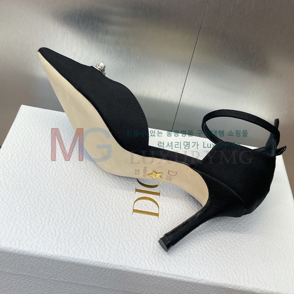  ̵ DI654823-3 (7cm)
