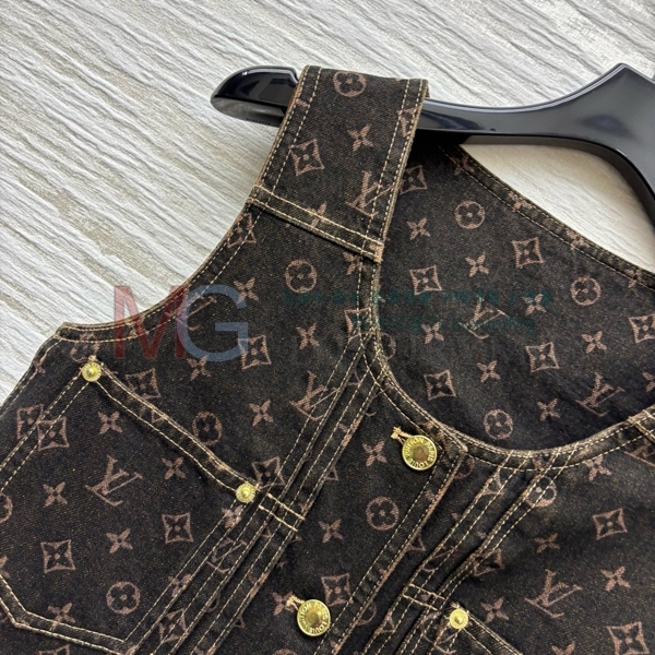  ̺  LV19531673