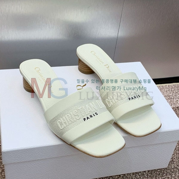     DI657780-6