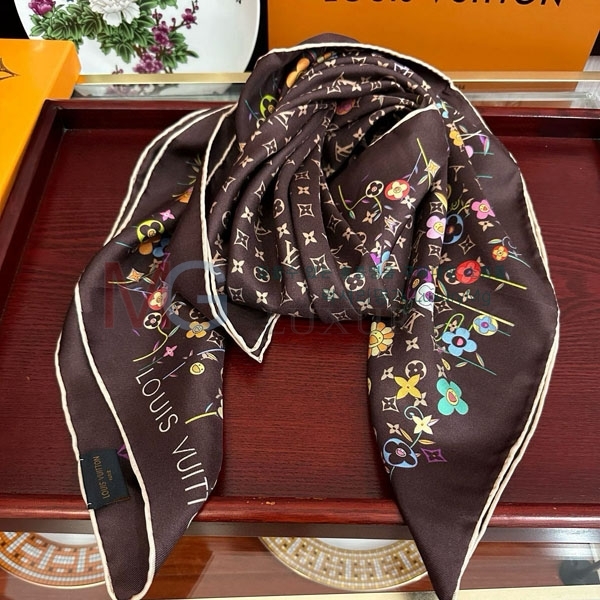 ̺ ÷/ī LV69503-1