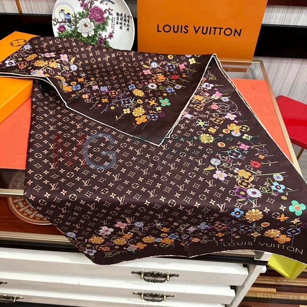 ̺ ÷/ī LV69503-1