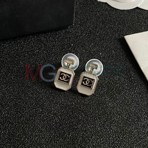 * Ͱ R589036