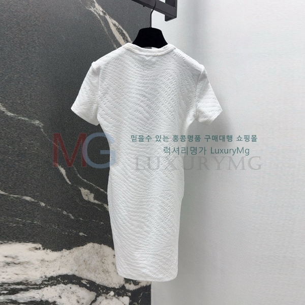 ˷ ǽ AW25221534-4