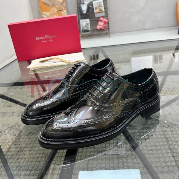 ䷹ 屸 FO5440134