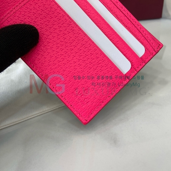  GG   768243-8